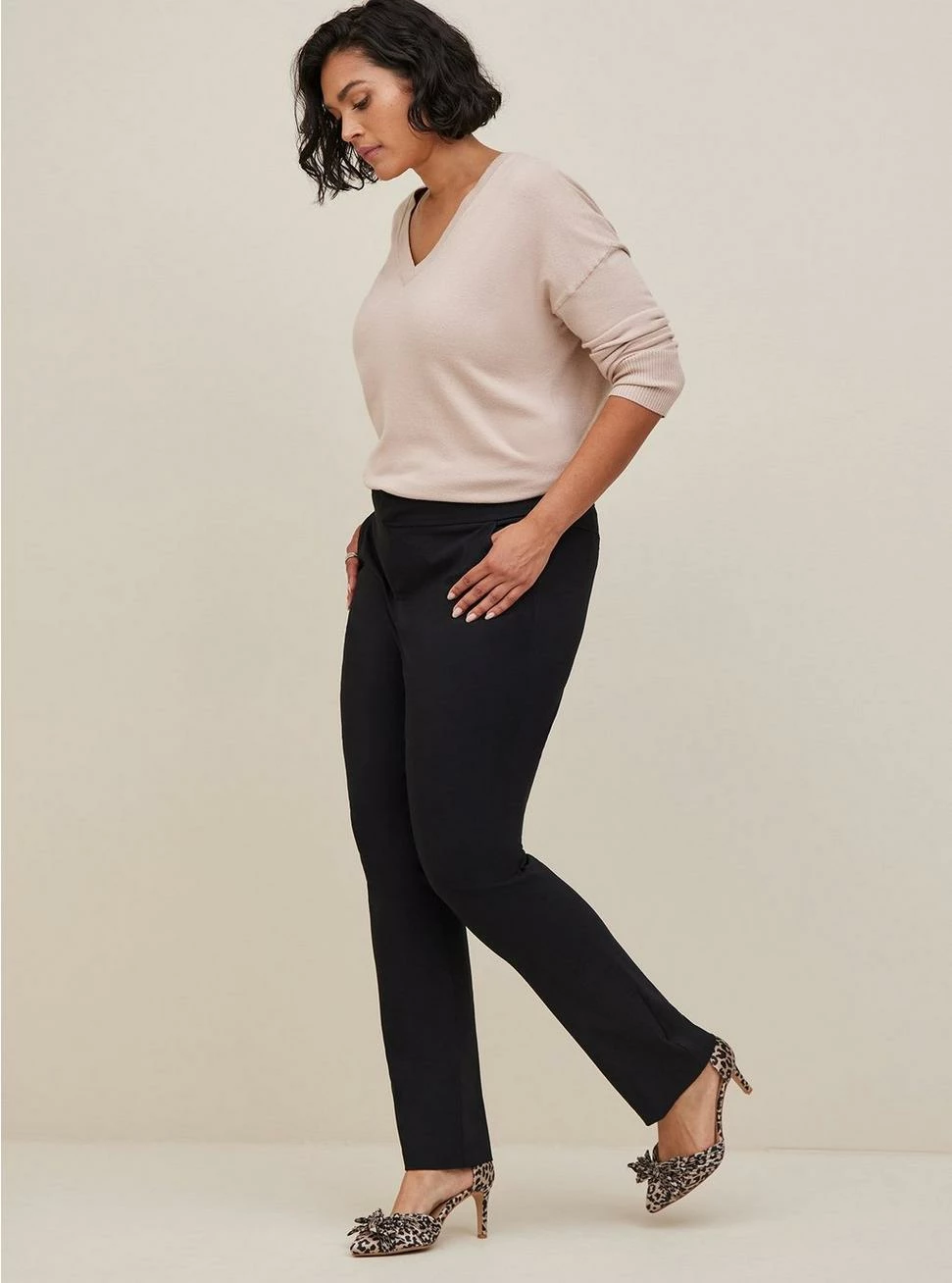 TORRID Trouser Straight Deluxe Stretch Mid-Rise Pant 6 TORRID Trouser Straight Deluxe Stretch Mid-Rise Pant - Image 4