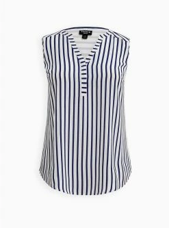 TORRID Harper Georgette Sleeveless Blouse 11 TORRID Harper Georgette Sleeveless Blouse -Cheap Torrid Shop 10486365 00115 flat