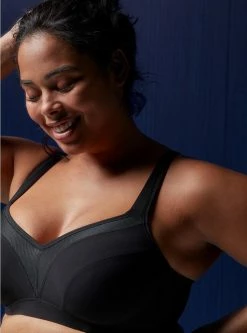 TORRID Mid Impact Underwire Solid Active Sports Bra -Cheap Torrid Shop 10552481 00133 pdped
