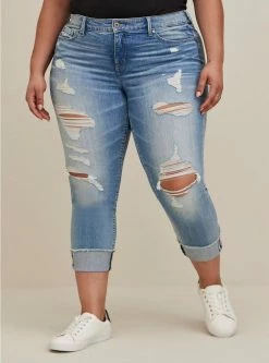 TORRID Crop Boyfriend Straight Vintage Stretch Mid-Rise Jean