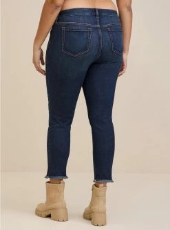 TORRID Crop Boyfriend Straight Vintage Stretch Mid-Rise Jean -Cheap Torrid Shop 11180431 07637 av4