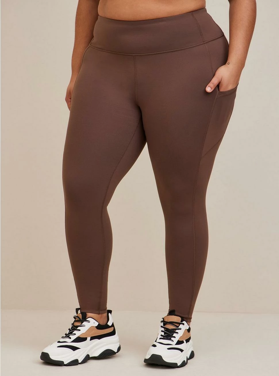 TORRID Performance Core Full Length Active Legging With Side Pockets 4 TORRID Performance Core Full Length Active Legging With Side Pockets - Image 2