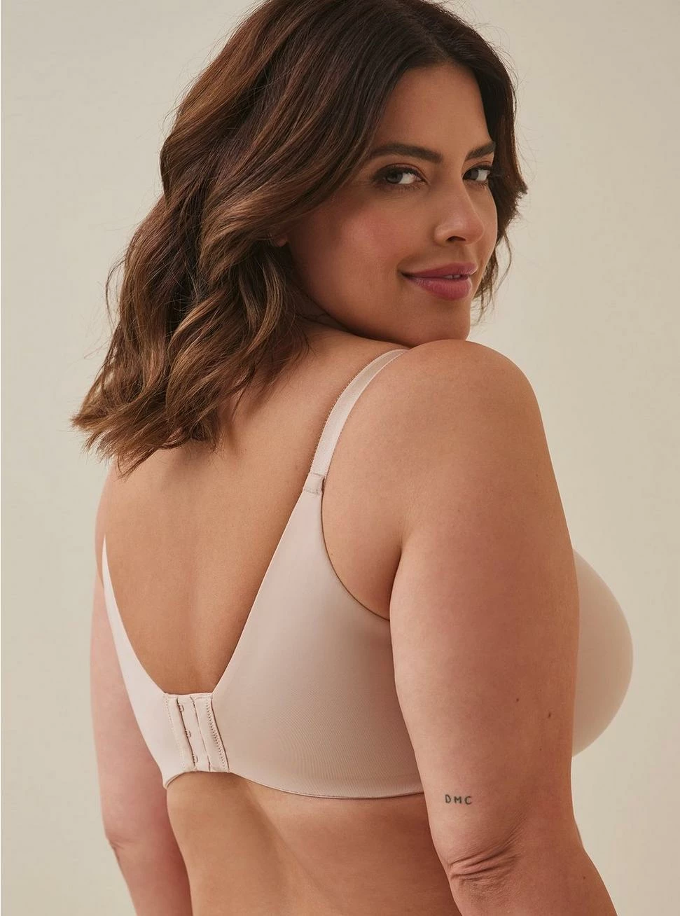 TORRID XO Plunge Smooth 360° Back Smoothing™ Bra 4 TORRID XO Plunge Smooth 360° Back Smoothing™ Bra - Image 2