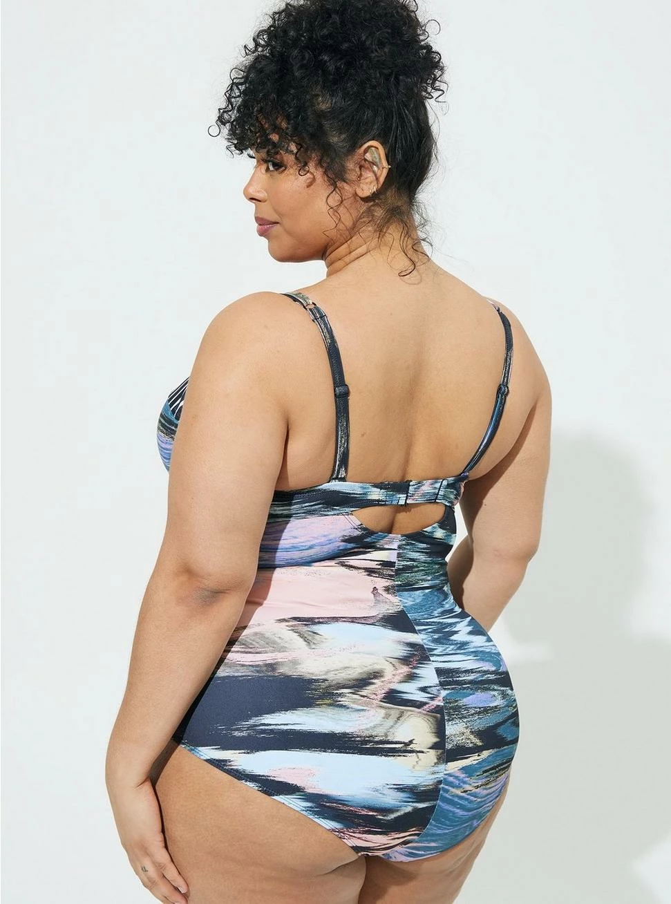 TORRID Slim Fix Underwire One Piece Swimsuit 4 TORRID Slim Fix Underwire One Piece Swimsuit - Image 2