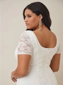 TORRID Ivory Lace Short Sleeve Fit & Flare Wedding Dress 9 TORRID Ivory Lace Short Sleeve Fit & Flare Wedding Dress -Cheap Torrid Shop 12448601 05590 av2