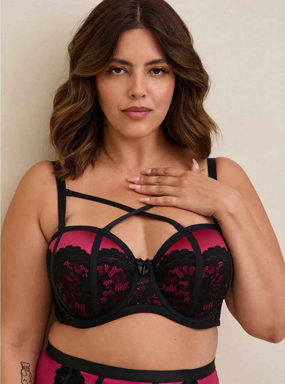 TORRID Strapless Push-Up Shine Strappy Straight Back Bra 3 TORRID Strapless Push-Up Shine Strappy Straight Back Bra