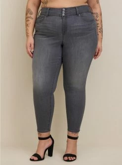 TORRID Jegging Skinny Super Soft High-Rise Jean
