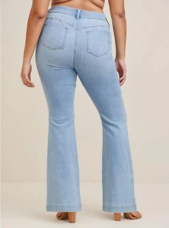 TORRID Bombshell Flare Premium Stretch High-Rise Jean 9 TORRID Bombshell Flare Premium Stretch High-Rise Jean -Cheap Torrid Shop 13674264 00448 av2