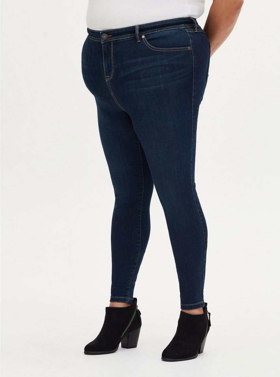 TORRID MidFit Skinny Super Soft Mid-Rise Jean 3 TORRID MidFit Skinny Super Soft Mid-Rise Jean