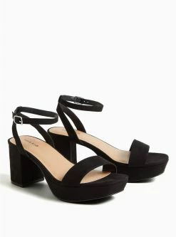 Null Platform Block Heel Sandal (WW)
