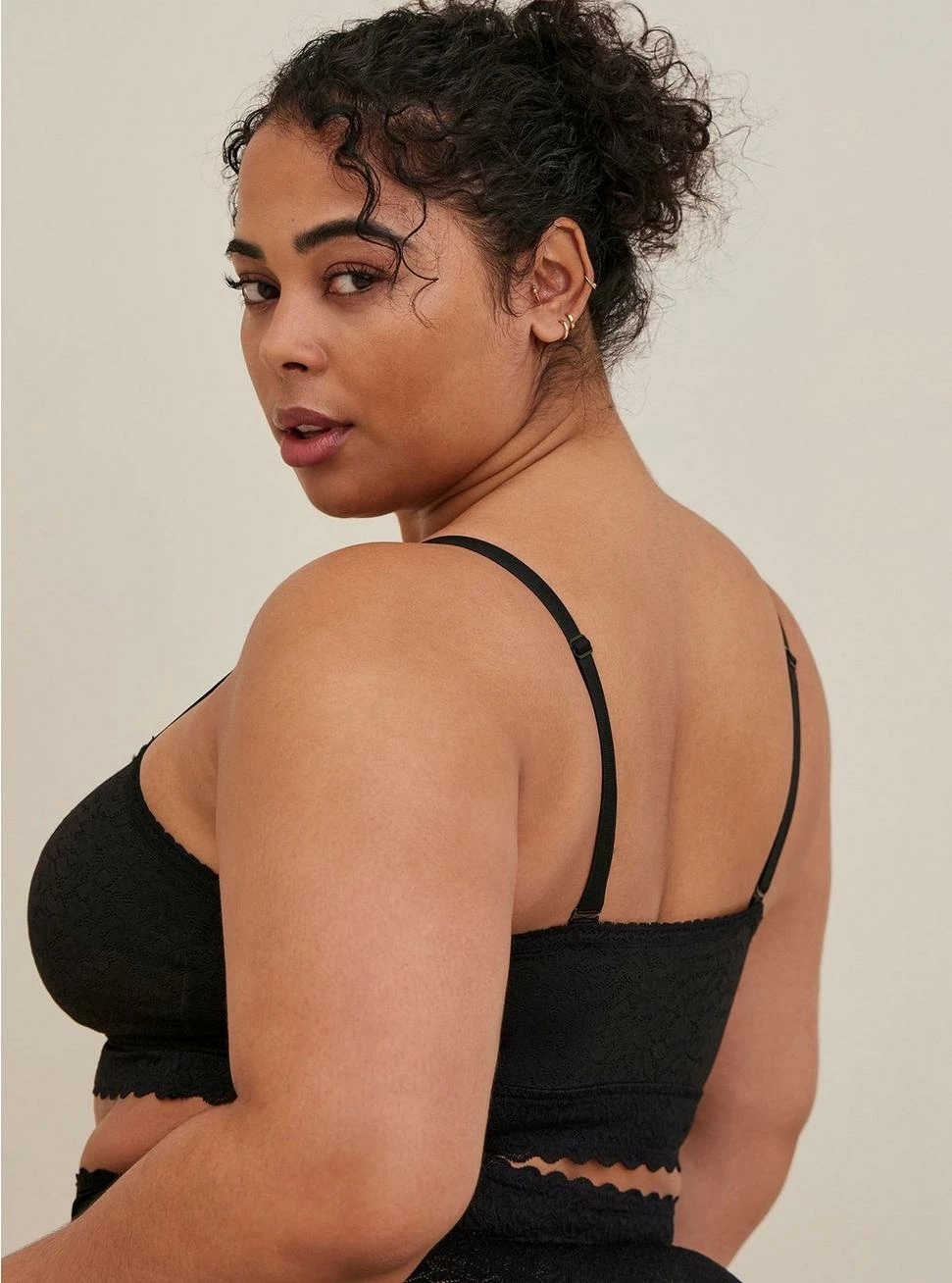 TORRID Unlined 4-Way Stretch Lace Bandeau 5 TORRID Unlined 4-Way Stretch Lace Bandeau - Image 3