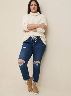 TORRID Pull-On Boyfriend Straight Super Soft Mid-Rise Jean