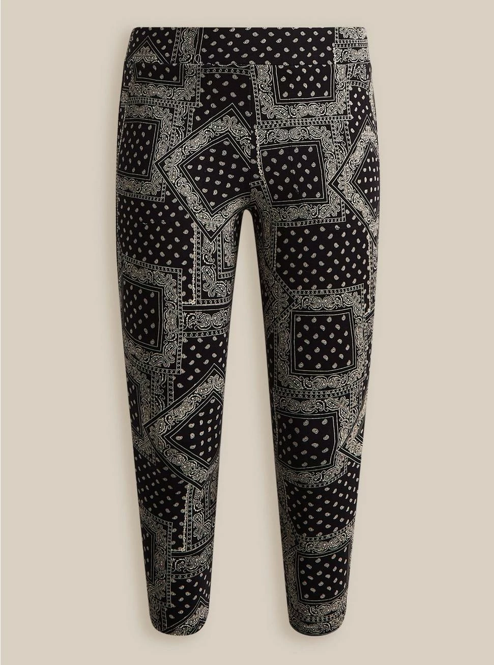 TORRID Crop Signature Waist Pocket Premium Legging 4 TORRID Crop Signature Waist Pocket Premium Legging - Image 2