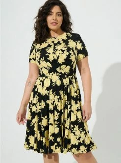 TORRID At The Knee Super Soft Drape Front Skater Dress 9 TORRID At The Knee Super Soft Drape Front Skater Dress -Cheap Torrid Shop 15615731 09852 av2