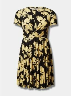 TORRID At The Knee Super Soft Drape Front Skater Dress 11 TORRID At The Knee Super Soft Drape Front Skater Dress -Cheap Torrid Shop 15615731 09852 flat