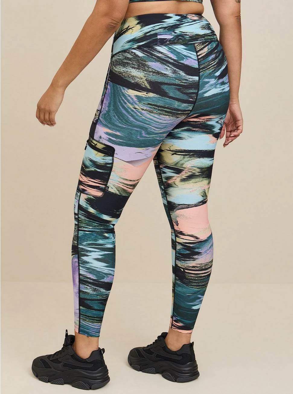 HAPPYCAMPER Happy Camper Performance Core Full Length Active Legging With Cargo Pocket 5 HAPPYCAMPER Happy Camper Performance Core Full Length Active Legging With Cargo Pocket - Image 3