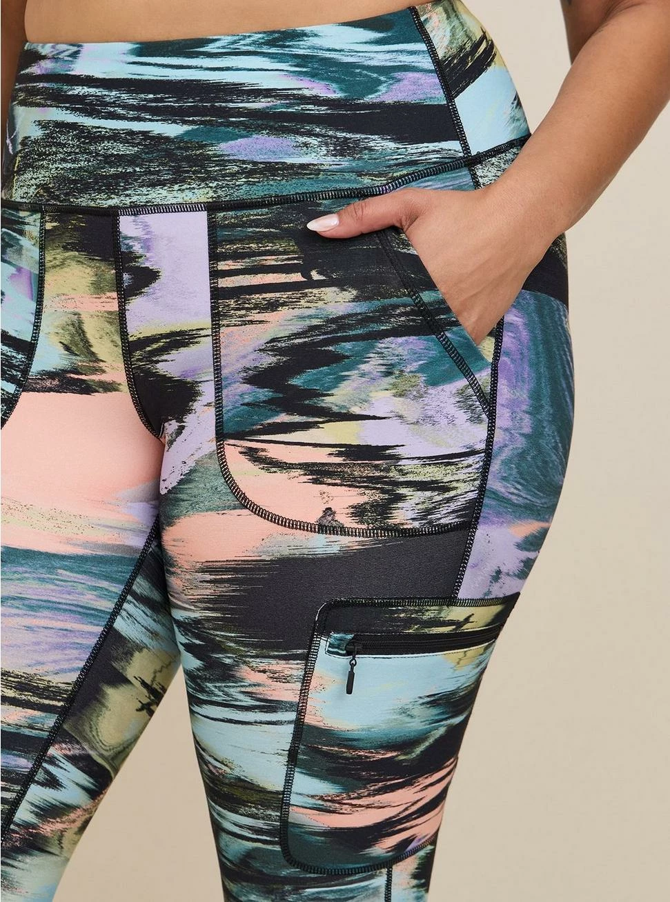 HAPPYCAMPER Happy Camper Performance Core Full Length Active Legging With Cargo Pocket 6 HAPPYCAMPER Happy Camper Performance Core Full Length Active Legging With Cargo Pocket - Image 4