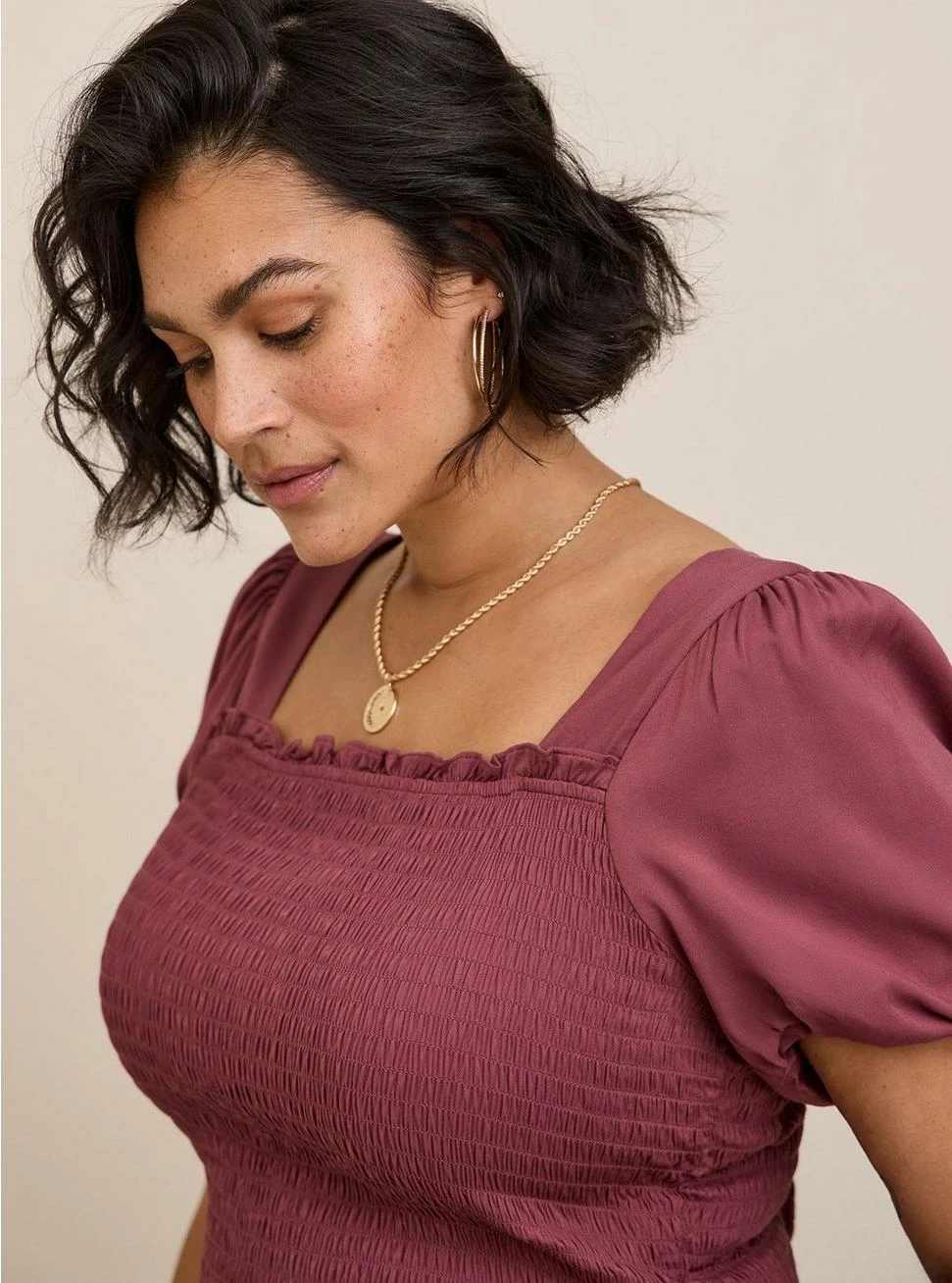 TORRID Stretch Challis Smocked Puff Sleeve Crop Top 6 TORRID Stretch Challis Smocked Puff Sleeve Crop Top - Image 4