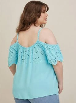 TORRID Challis Embroidered Cold Shoulder Top 9 TORRID Challis Embroidered Cold Shoulder Top -Cheap Torrid Shop 17609536 06075 av2