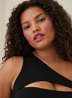 TORRID Foxy Cutout One Shoulder Top 14 TORRID Foxy Cutout One Shoulder Top -Cheap Torrid Shop 18224997 00684 av5