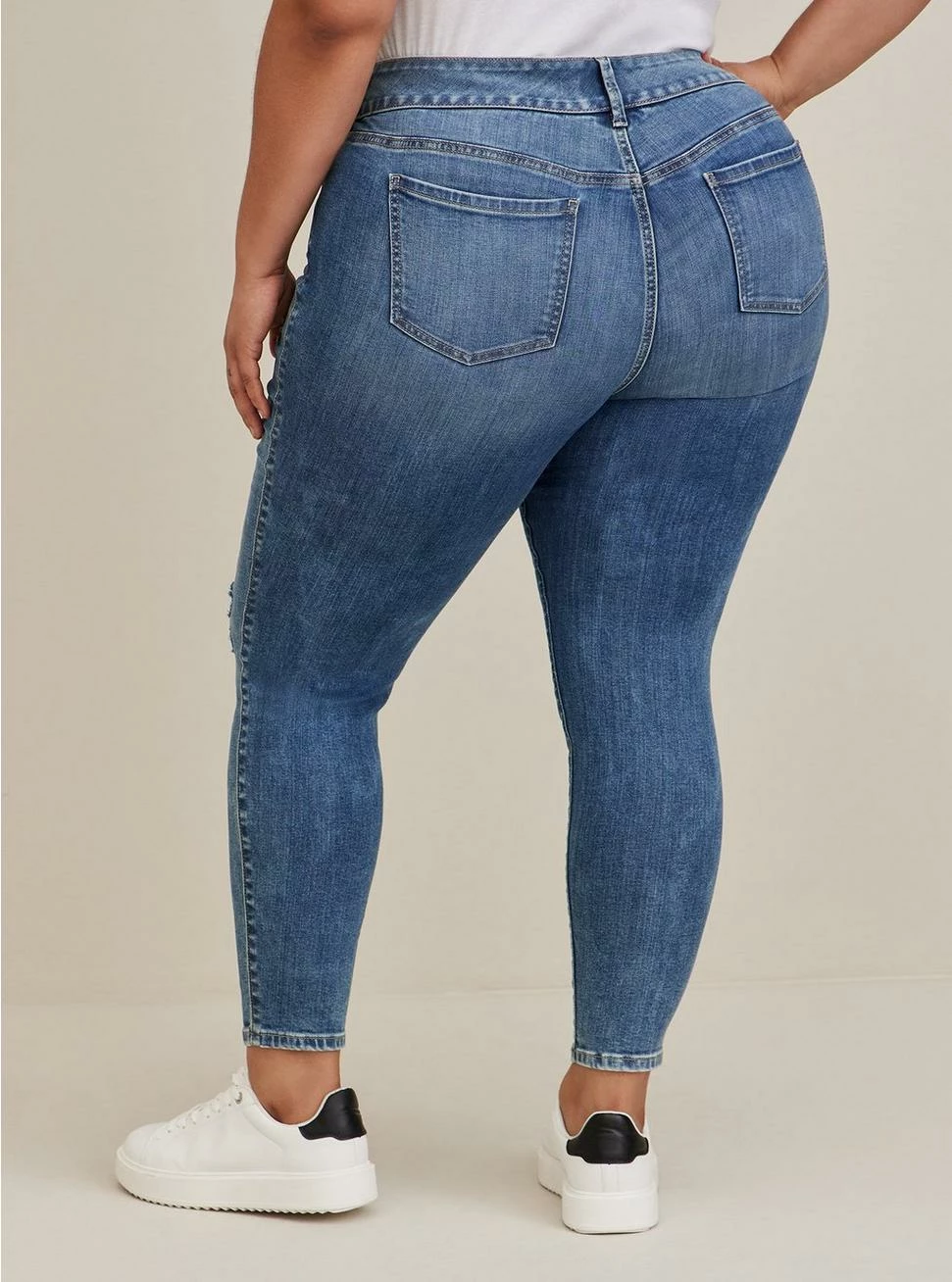 TORRID Jegging Skinny Super Soft High-Rise Destructed Jean 5 TORRID Jegging Skinny Super Soft High-Rise Destructed Jean - Image 3