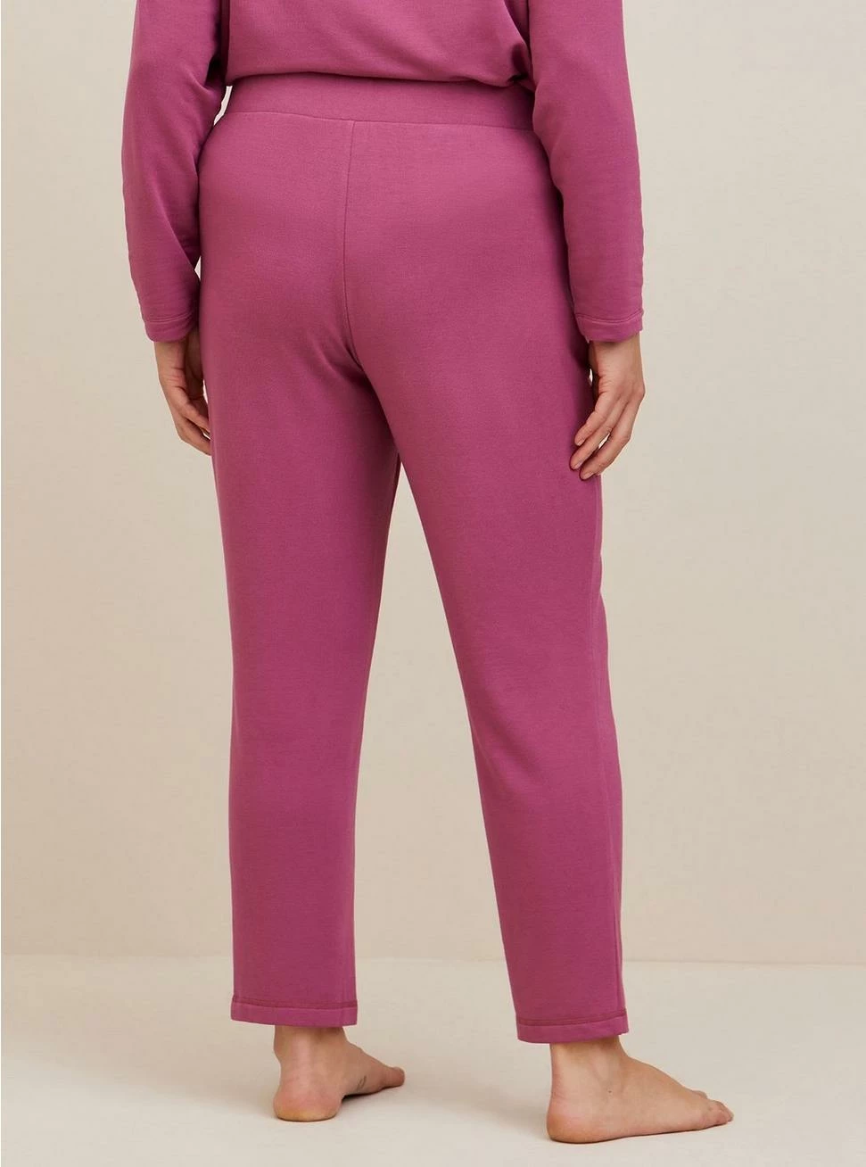 TORRID Dream Fleece Crop Lounge Pant 5 TORRID Dream Fleece Crop Lounge Pant - Image 3