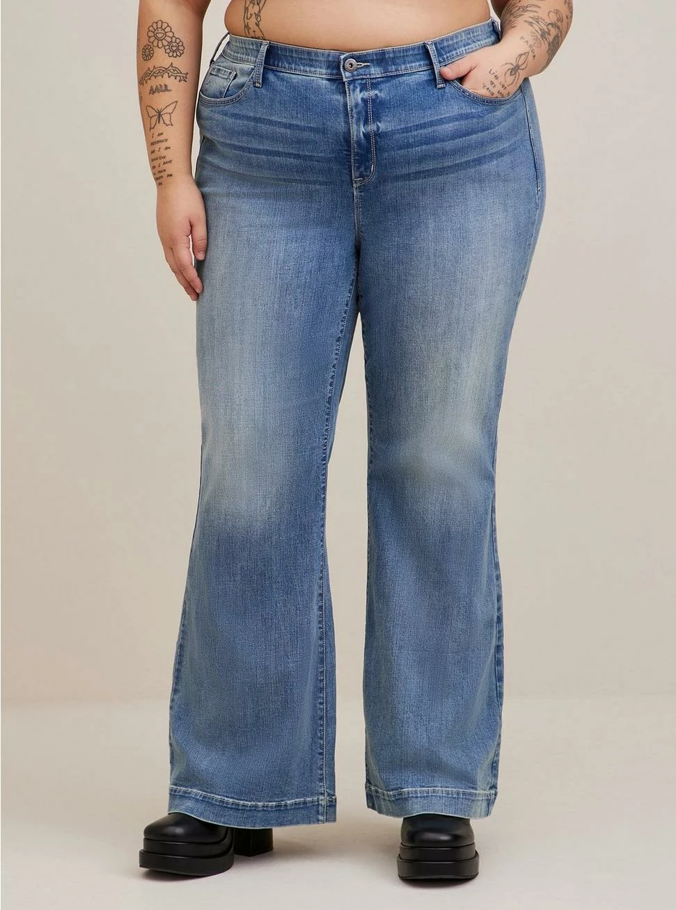 TORRID Sky High Flare Vintage Stretch High-Rise Jean (Regular) 3 TORRID Sky High Flare Vintage Stretch High-Rise Jean (Regular)