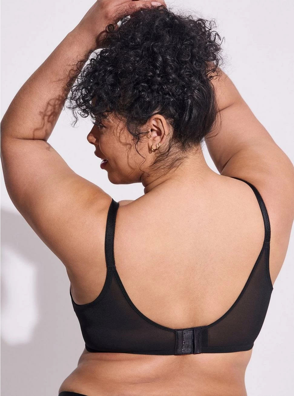 TORRID Wire-Free Lightly Lined Photo Floral Lace 360° Back Smoothing® Bra 5 TORRID Wire-Free Lightly Lined Photo Floral Lace 360° Back Smoothing® Bra - Image 3