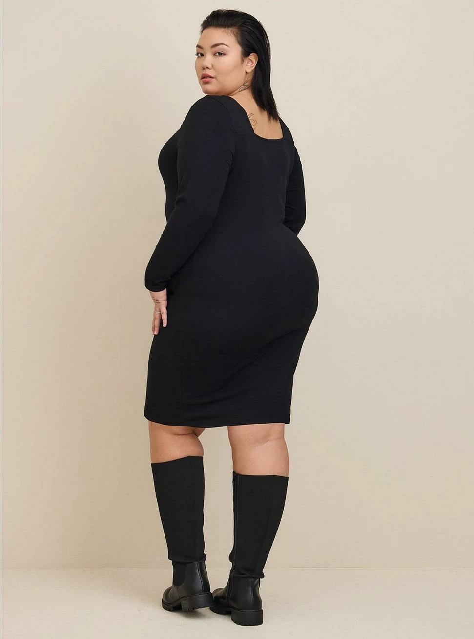 TORRID Mini Foxy Square Neck Bodycon Dress 5 TORRID Mini Foxy Square Neck Bodycon Dress - Image 3