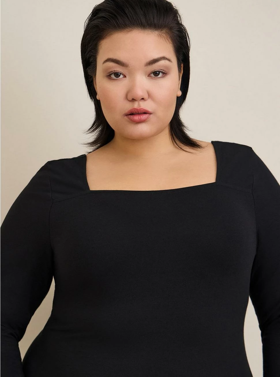 TORRID Mini Foxy Square Neck Bodycon Dress 6 TORRID Mini Foxy Square Neck Bodycon Dress - Image 4