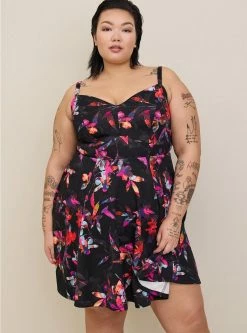 TORRID Mini Scuba Lace-Up Fit And Flare Dress 9 TORRID Mini Scuba Lace-Up Fit And Flare Dress -Cheap Torrid Shop 19654918 06678 av2