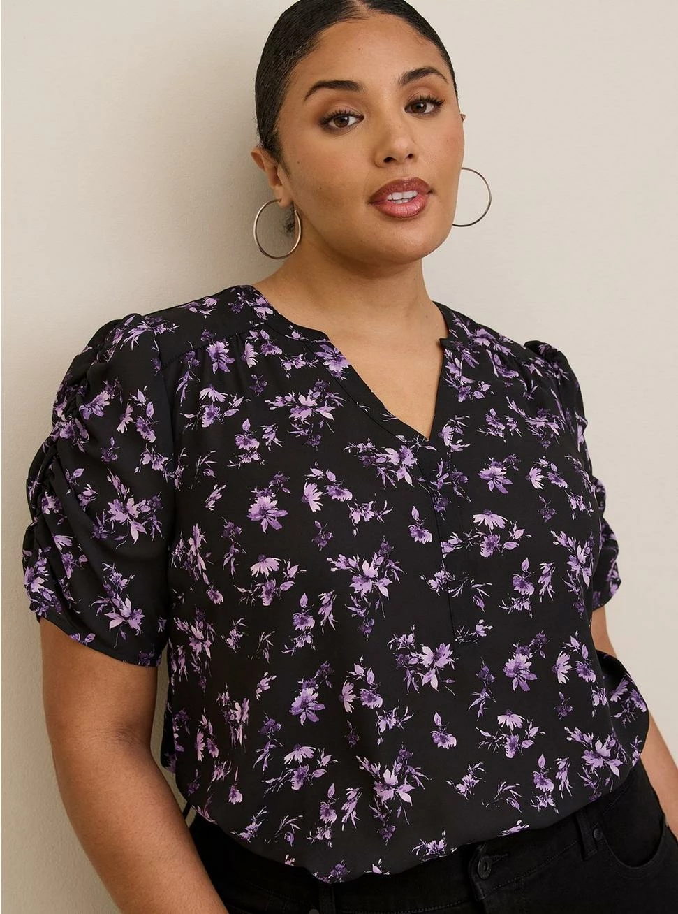 TORRID Harper Georgette Ruched Short Sleeve Blouse 3 TORRID Harper Georgette Ruched Short Sleeve Blouse