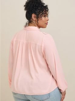 TORRID Madison Shirring And Embroidered Long Sleeve Shirt 9 TORRID Madison Shirring And Embroidered Long Sleeve Shirt -Cheap Torrid Shop 40030128 07094 av2