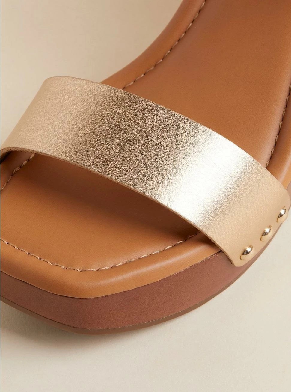 TORRID Square Toe Wood Heel (WW) 6 TORRID Square Toe Wood Heel (WW) - Image 4