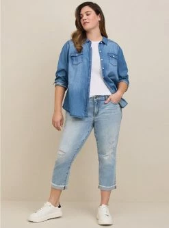 TORRID Crop Boyfriend Straight Vintage Stretch Mid-Rise Jean -Cheap Torrid Shop 40060492 10381 av1