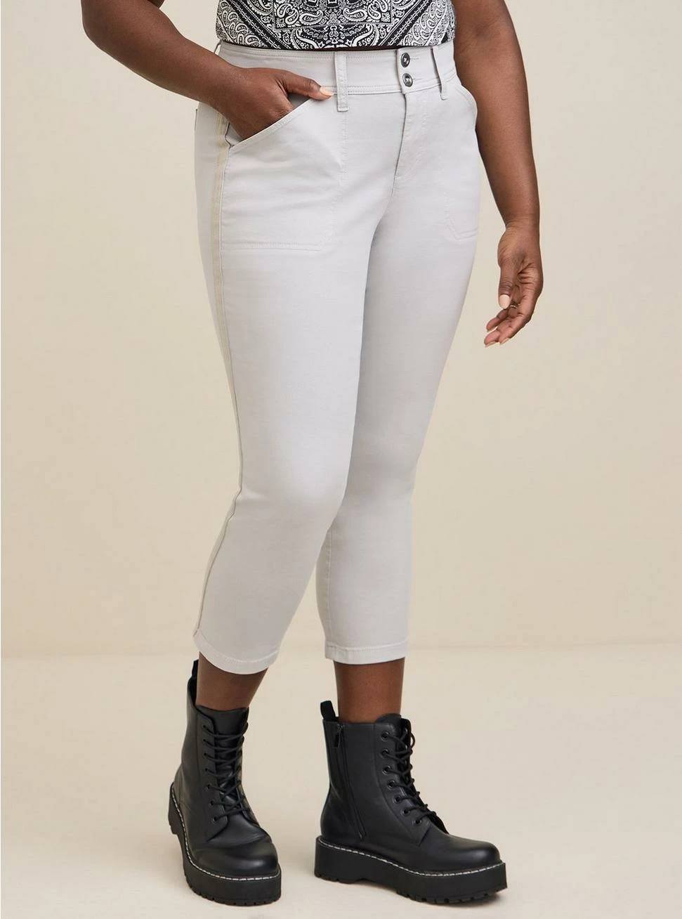 TORRID Crop Aviator Skinny Stretch Twill Mid-Rise Pant 4 TORRID Crop Aviator Skinny Stretch Twill Mid-Rise Pant - Image 2