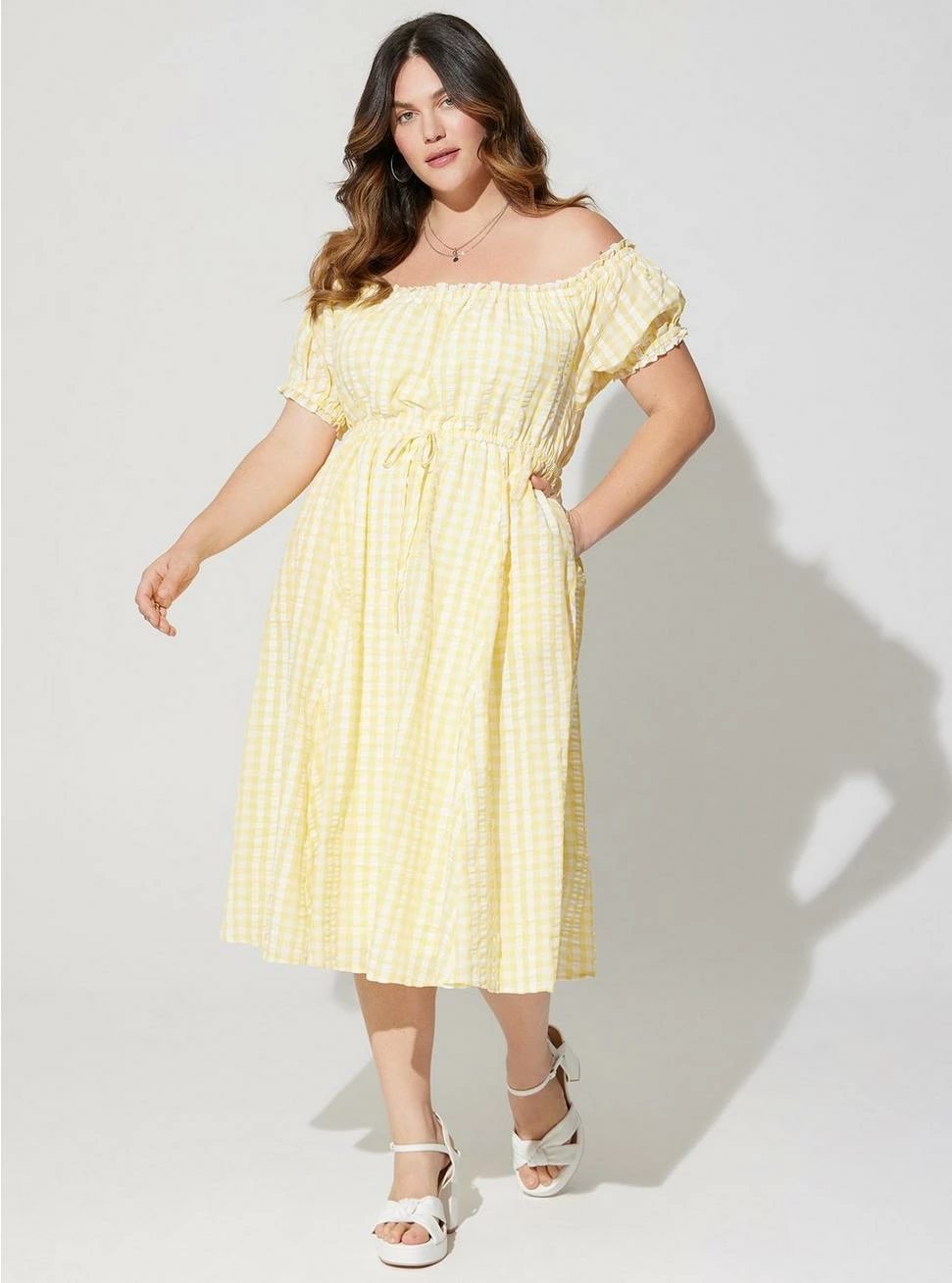 TORRID Midi Seer Sucker Off Shoulder Peasant Dress 4 TORRID Midi Seer Sucker Off Shoulder Peasant Dress - Image 2