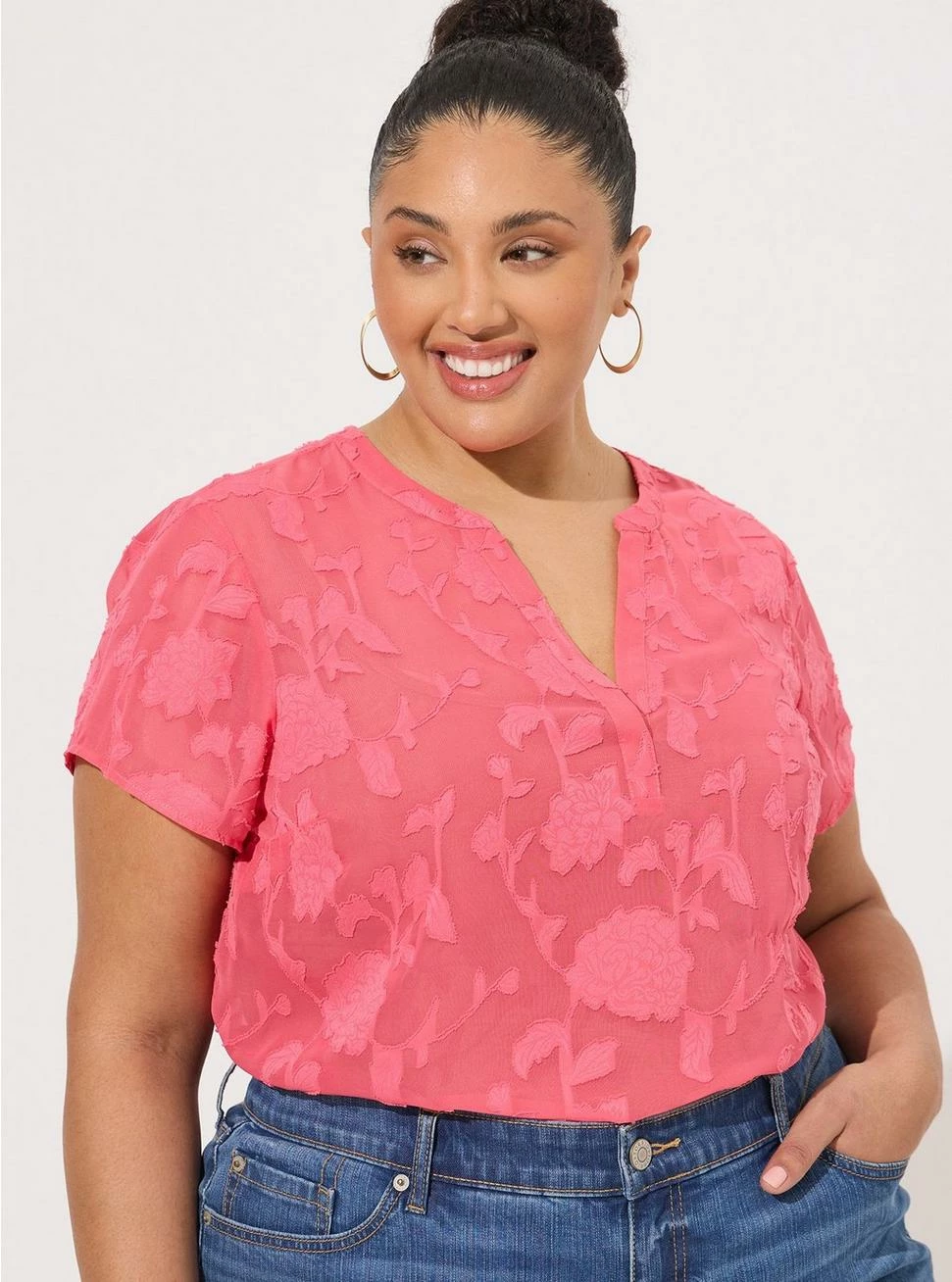 TORRID Clip Floral Chiffon Split Front Blouse 5 TORRID Clip Floral Chiffon Split Front Blouse - Image 3